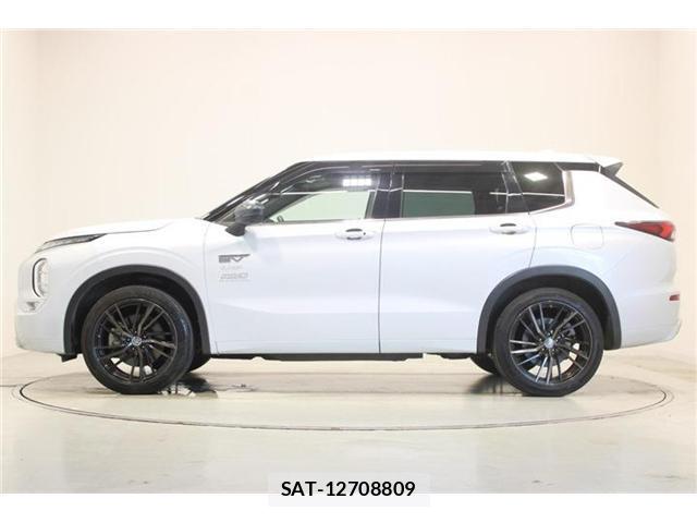 Mitsubishi OUTLANDER PHEV 2022-02 8360684-9
