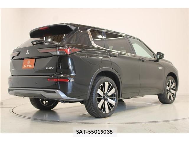 Mitsubishi OUTLANDER PHEV 2025-08 8360689-12