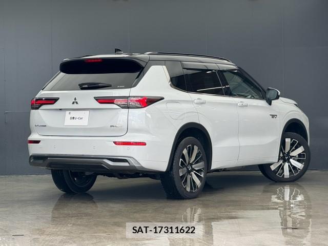 Mitsubishi OUTLANDER PHEV 2025-08 8361429-1