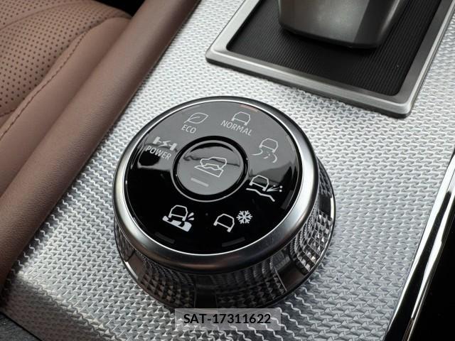 Mitsubishi OUTLANDER PHEV 2025-08 8361429-13