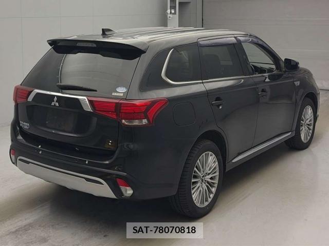 Mitsubishi OUTLANDER PHEV 2019-06 8362086-14