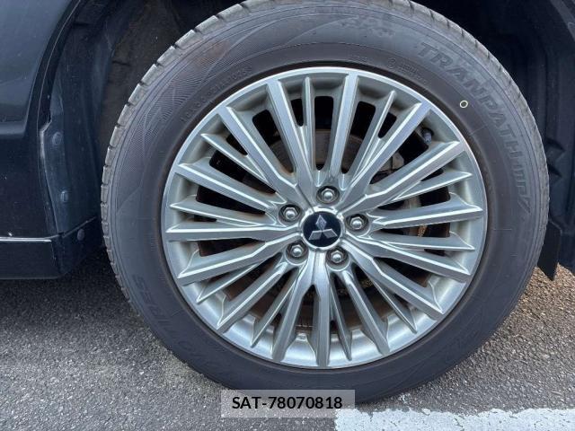 Mitsubishi OUTLANDER PHEV 2019-06 8362086-4