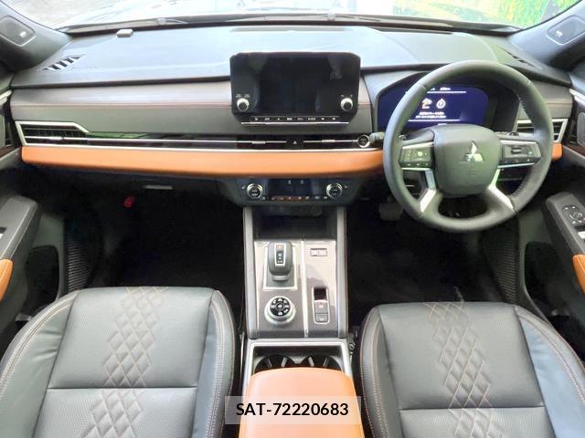 Mitsubishi OUTLANDER PHEV 2022-07 8362545-1