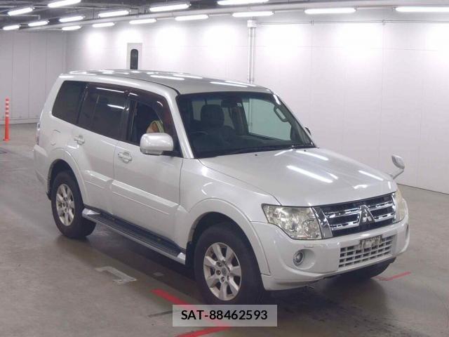 Mitsubishi PAJERO 2013-08 8362131-0