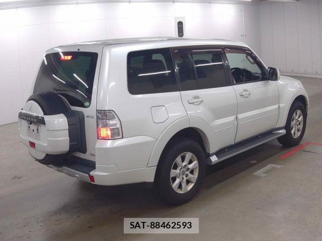 Mitsubishi PAJERO 2013-08 8362131-1