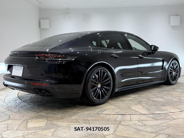 Porsche PANAMERA 2019-09 8362474-2