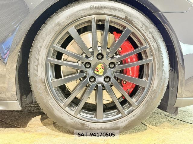 Porsche PANAMERA 2019-09 8362474-8