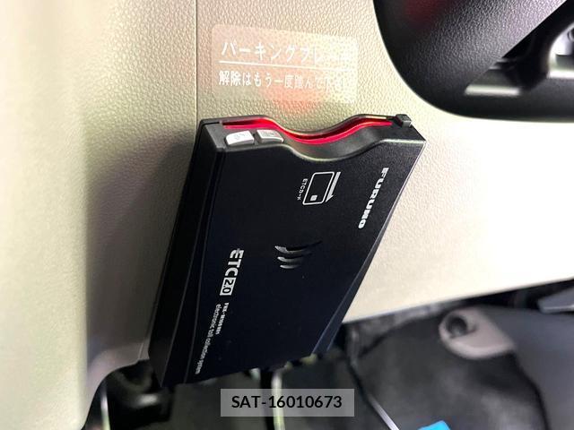 Toyota PASSO 2017-08 8360499-6