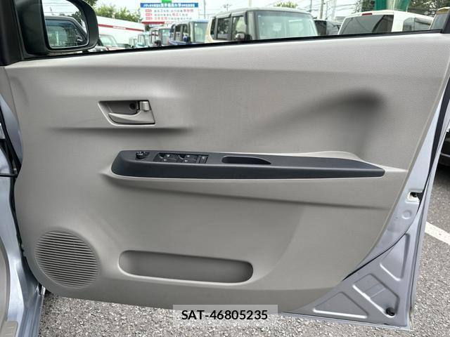 Toyota PIXIS EPOCH 2016-07 8362365-13