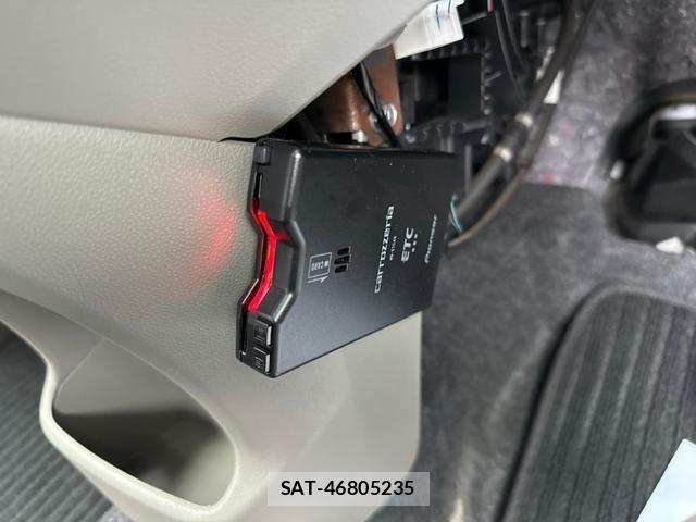 Toyota PIXIS EPOCH 2016-07 8362365-3