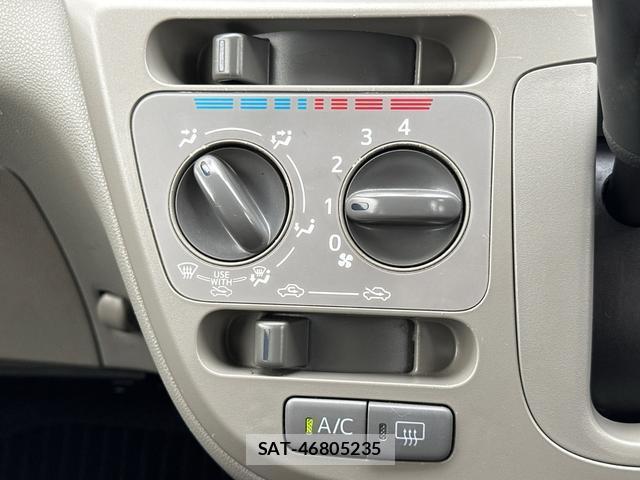 Toyota PIXIS EPOCH 2016-07 8362365-4