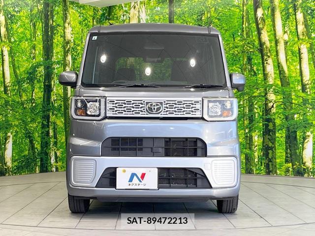 Toyota Pixis Mega 2015-08 8361579-13