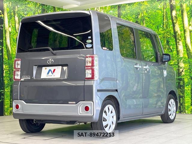 Toyota Pixis Mega 2015-08 8361579-16