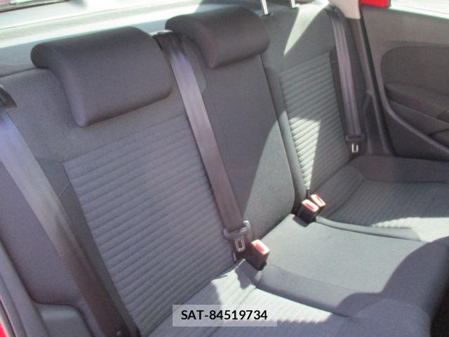 VolksWagen POLO 2014-06 8360543-12