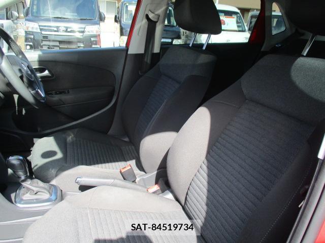 VolksWagen POLO 2014-06 8360543-14