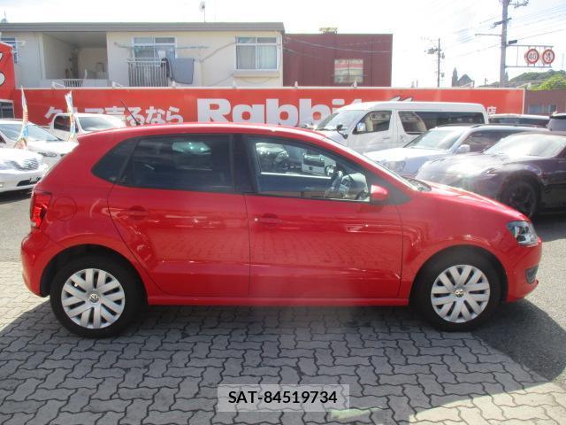 VolksWagen POLO 2014-06 8360543-17