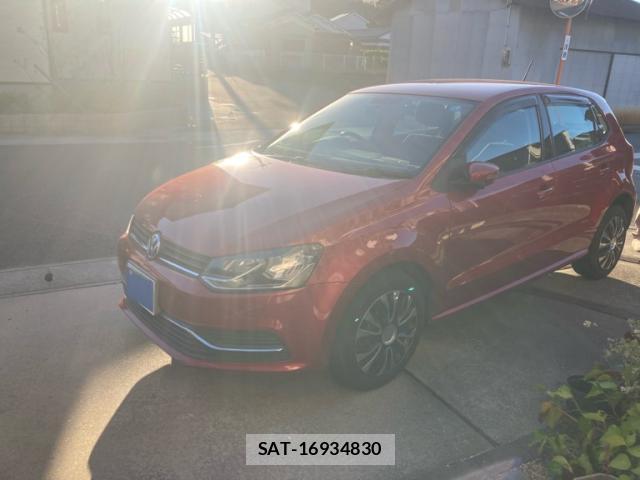 VolksWagen POLO 2015-01 8360807-1