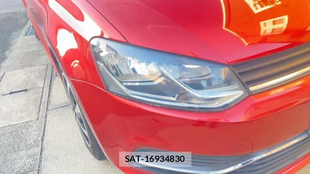VolksWagen POLO 2015-01 8360807-15
