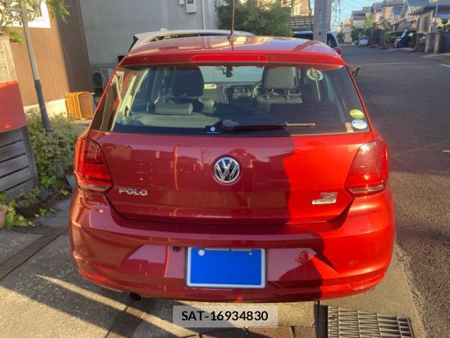 VolksWagen POLO 2015-01 8360807-2
