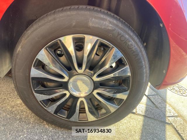 VolksWagen POLO 2015-01 8360807-5