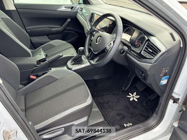 VolksWagen POLO 2018-04 8362160-3