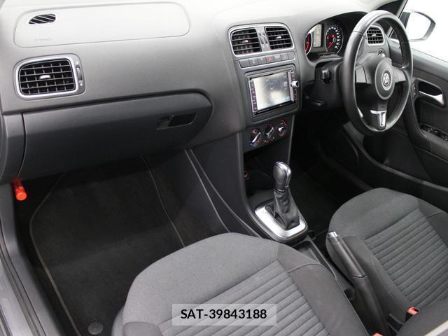 VolksWagen POLO 2014-04 8362817-10