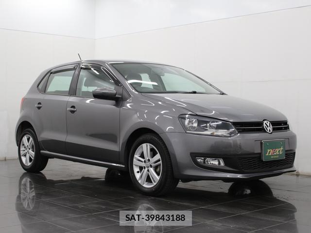 VolksWagen POLO 2014-04 8362817-14