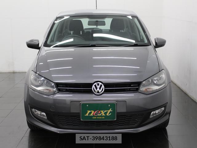 VolksWagen POLO 2014-04 8362817-2