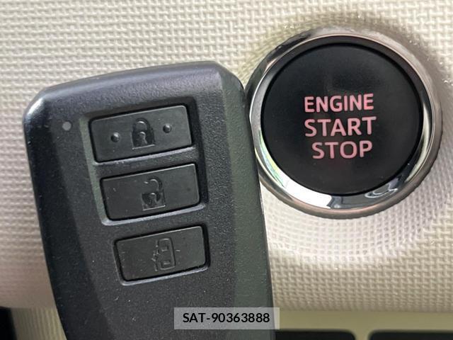 Toyota PORTE 2013-11 8360559-5