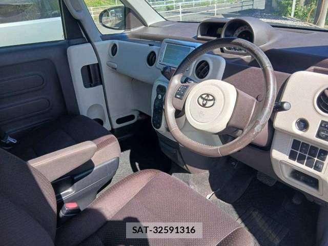 Toyota PORTE 2013-09 8360662-9