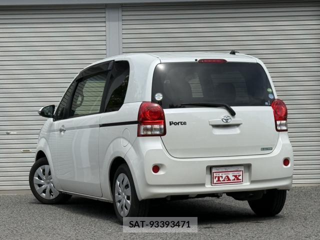 Toyota PORTE 2014-02 8360943-8