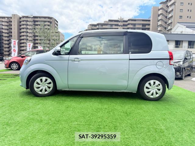 Toyota PORTE 2014-04 8362465-2