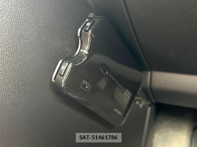 Mazda PREMACY 2011-11 8362752-6
