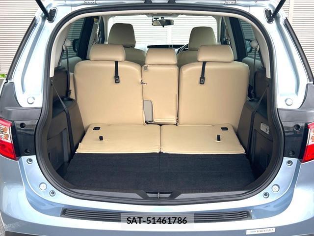 Mazda PREMACY 2011-11 8362752-9