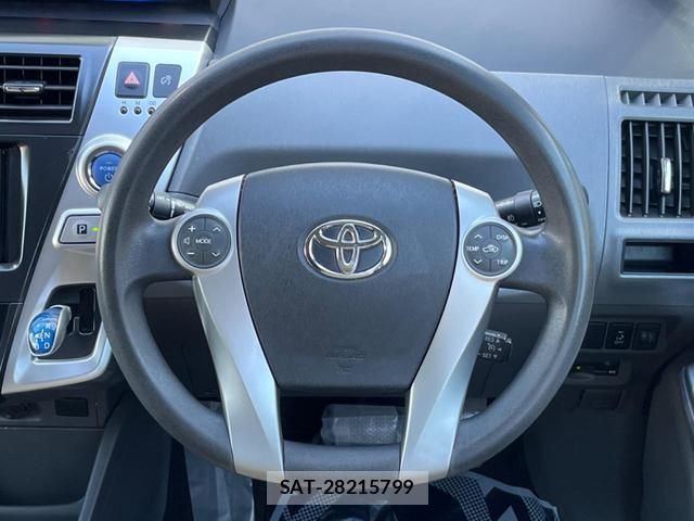Toyota PRIUS ALPHA 2012-04 8360805-11