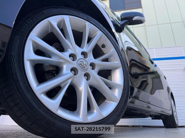 Toyota PRIUS ALPHA 2012-04 8360805-13