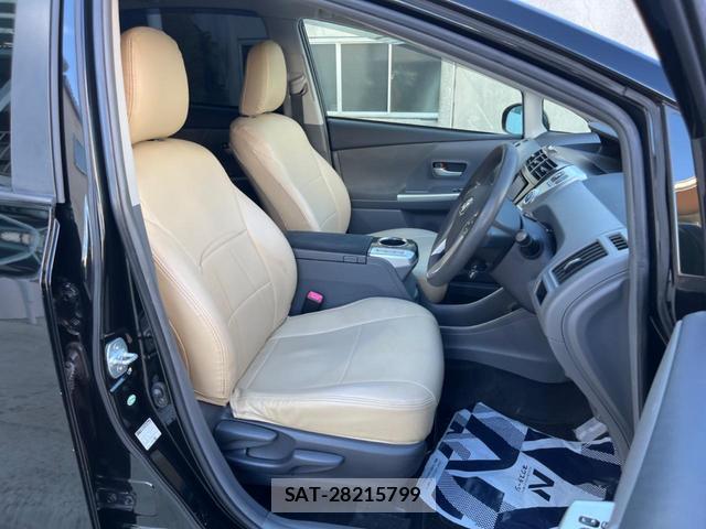 Toyota PRIUS ALPHA 2012-04 8360805-8