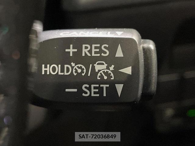 Toyota PRIUS ALPHA 2020-10 8360893-4