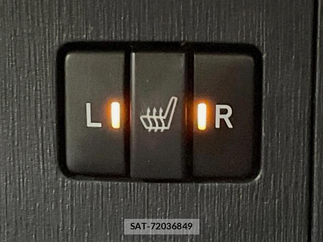 Toyota PRIUS ALPHA 2020-10 8360893-5