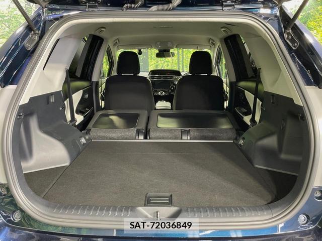 Toyota PRIUS ALPHA 2020-10 8360893-9