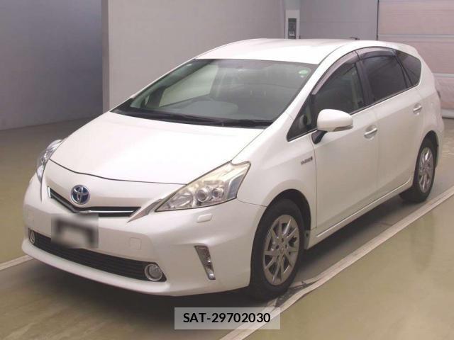 Toyota PRIUS ALPHA 2013-12 8362181-0