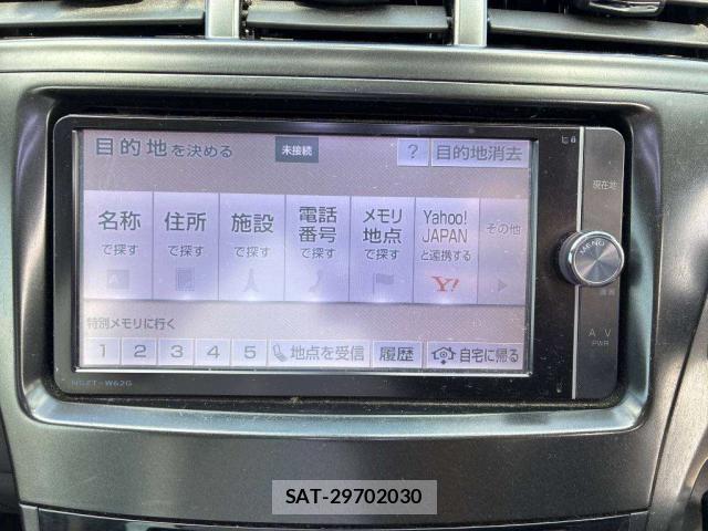 Toyota PRIUS ALPHA 2013-12 8362181-6