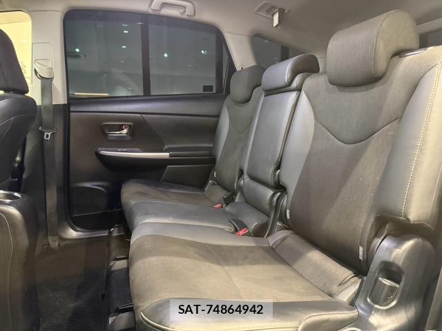 Toyota PRIUS ALPHA 2014-12 8362572-15