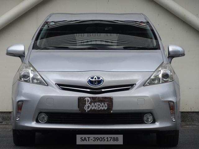 Toyota PRIUS ALPHA 2014-02 8362639-9