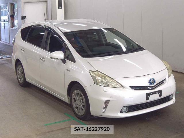 Toyota PRIUS ALPHA 2013-11 8363094-0