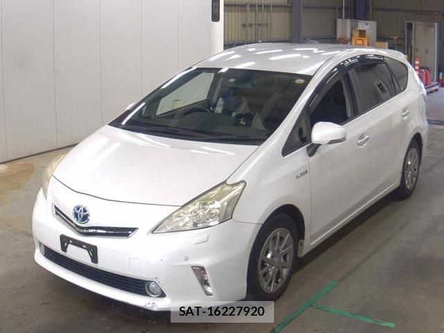 Toyota PRIUS ALPHA 2013-11 8363094-3
