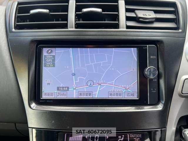 Toyota PRIUS ALPHA 2012-06 8363371-12