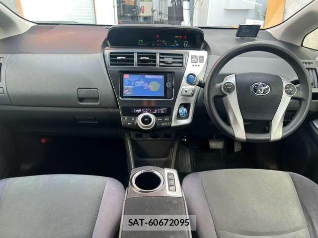 Toyota PRIUS ALPHA 2012-06 8363371-4