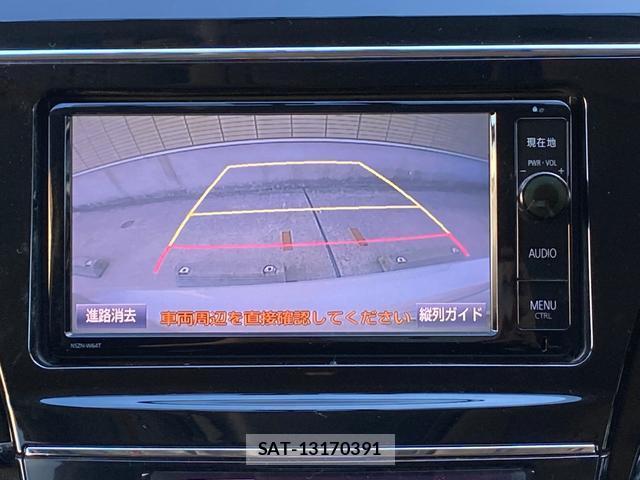 Toyota PRIUS ALPHA 2015-10 8363462-11