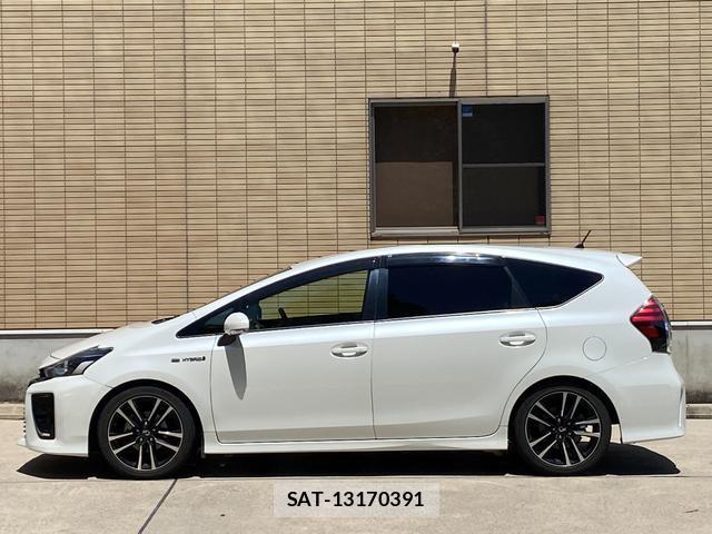 Toyota PRIUS ALPHA 2015-10 8363462-7